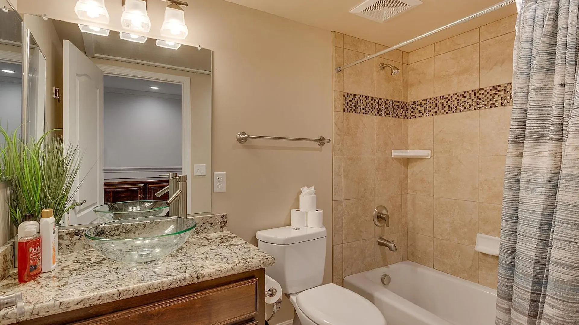 3987 - Upscale Townhouse Walk To Heavenly, Casino And Beach South Lake Tahoe 0*,